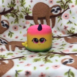 Rainbow Narwall squishy limited edition